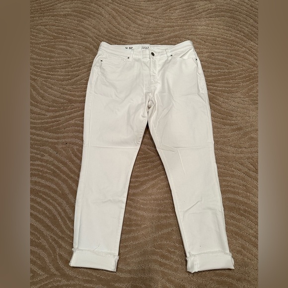 A.n.a White Denim Capris- sz 14 - Picture 1 of 3